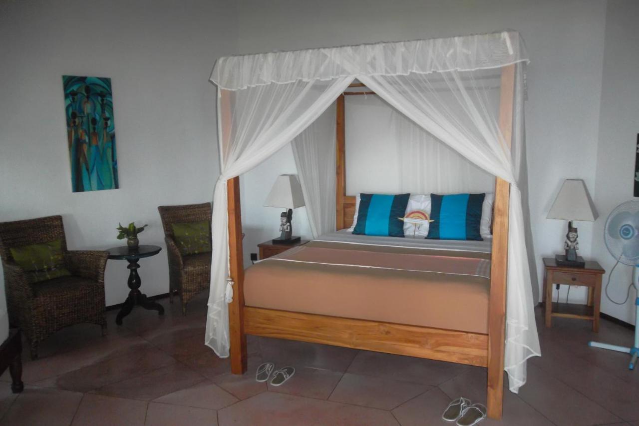 Gaia-Oasis Beach Resort Tejakula Extérieur photo