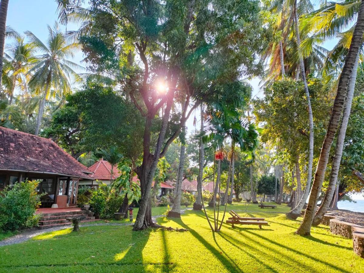 Gaia-Oasis Beach Resort Tejakula Extérieur photo